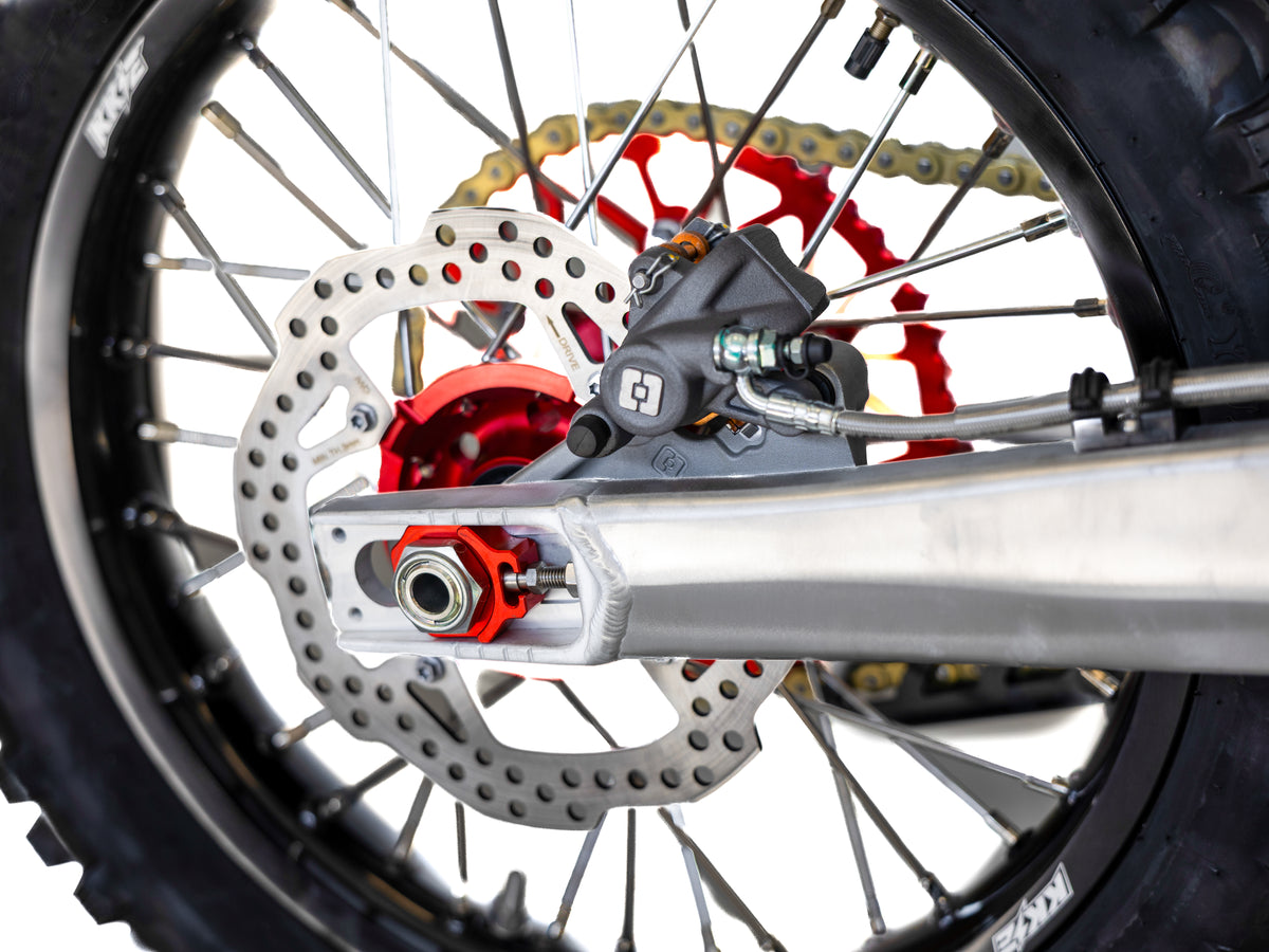 E-XE 880 L3e, homologovaná, černá